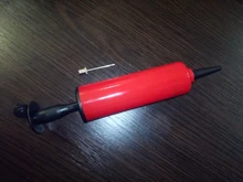 Pelotas Mini bomba de accesorios de globos inflador mano empuje de la bomba de aire de dos tipos de agujas fiesta portátil de aluminio bomba de balón