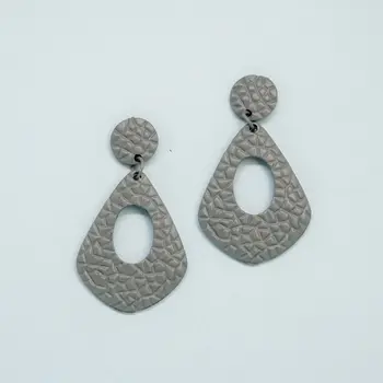

Earrings jewelery triangle (Lock-Carnation, jewelery alloy, gray) 53916