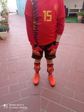 Chico de fútbol de guantes de portero para los niños de 5 a 16 años de guantes de portero niños montar en scooters sp