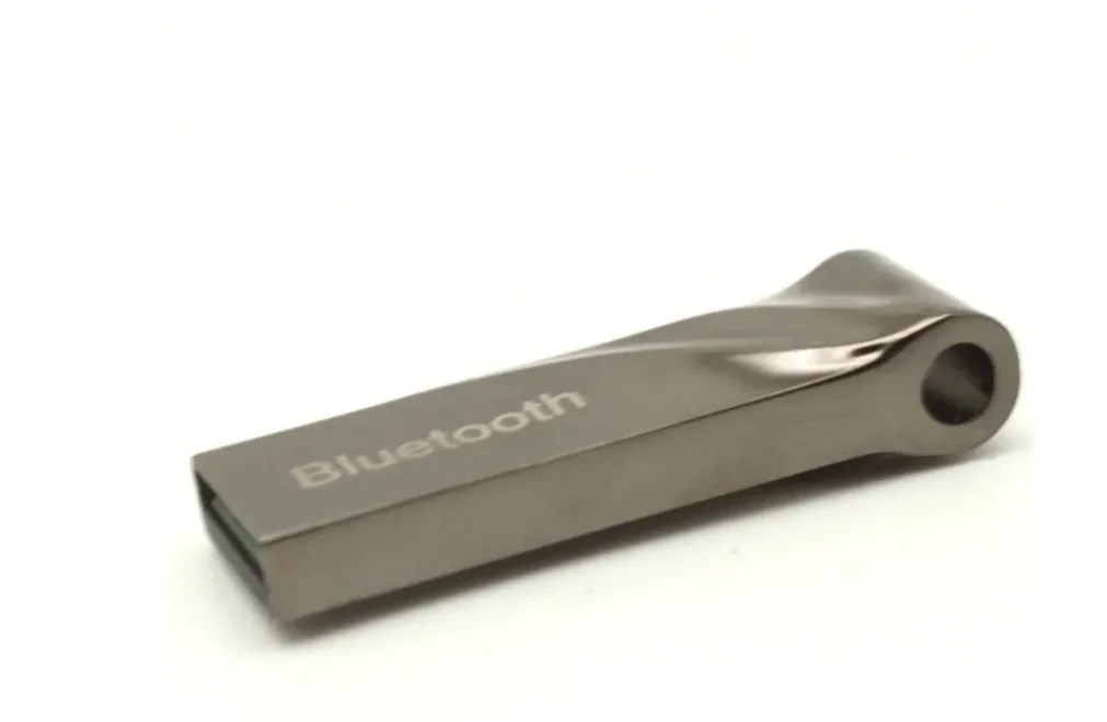 Рисунок 2 - USB Bluetooth-адаптер Dogle для