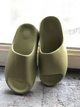 Zapatillas de verano de las mujeres de los hombres goma Eva para interiores 2021 Cool Fondo suave sandalias tendencia diapositivas Unisex chinelas zapatos para la playa casa 36-45