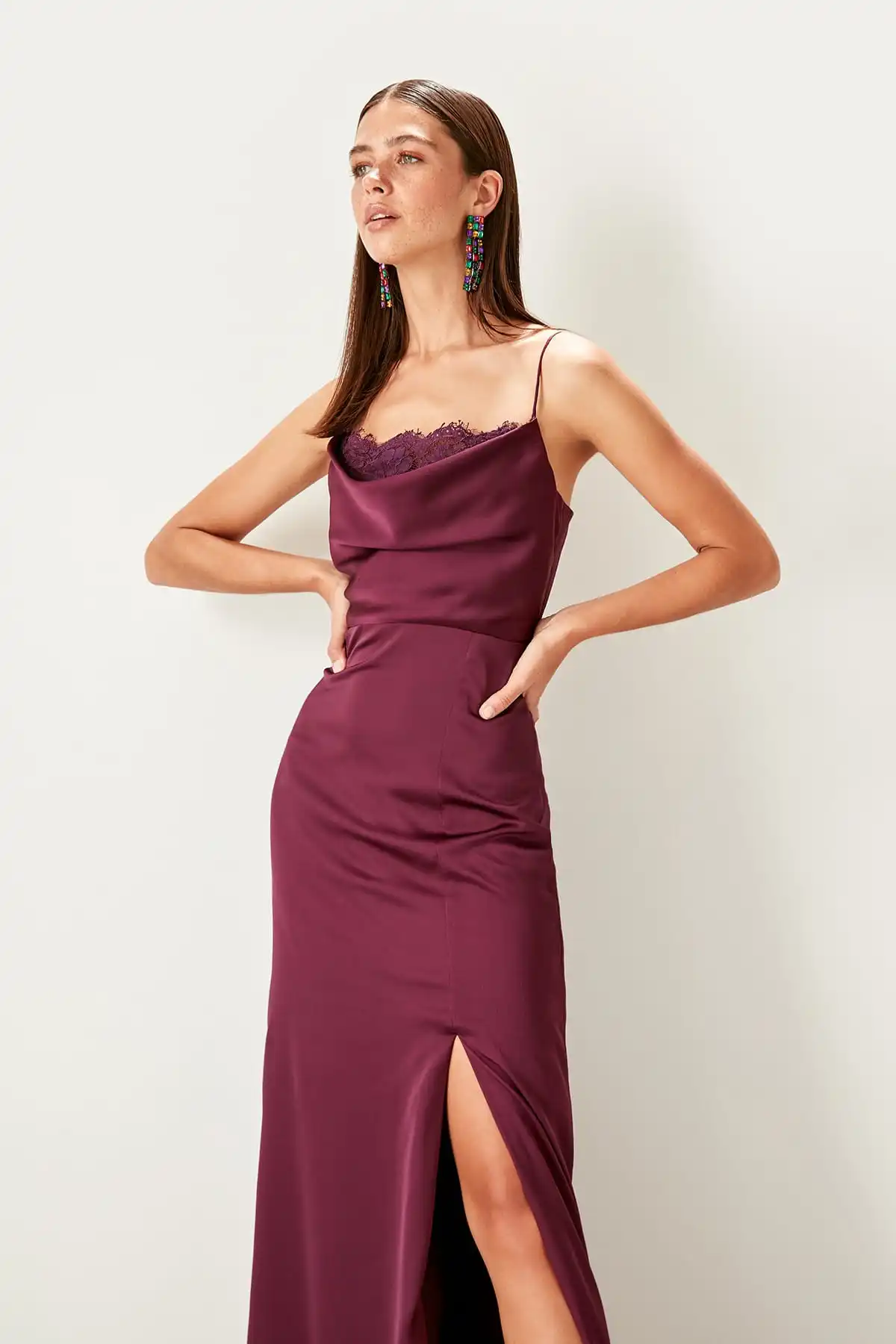 Кружевное Вечернее Платье Trendyol TPRSS19BB0306
