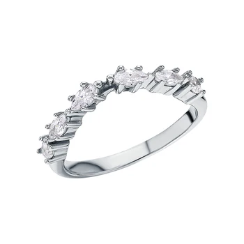 

Silver ring with cubic zirconia sunlight sample 925