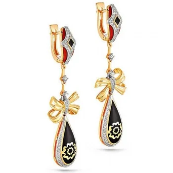 

Kabarovsky earrings with 82 red gold diamonds