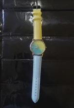 Reloj de las mujeres de color colorido diseño multicolor Retro de cuero banda analógica de aleación de cuarzo reloj de pulsera regalo YE1