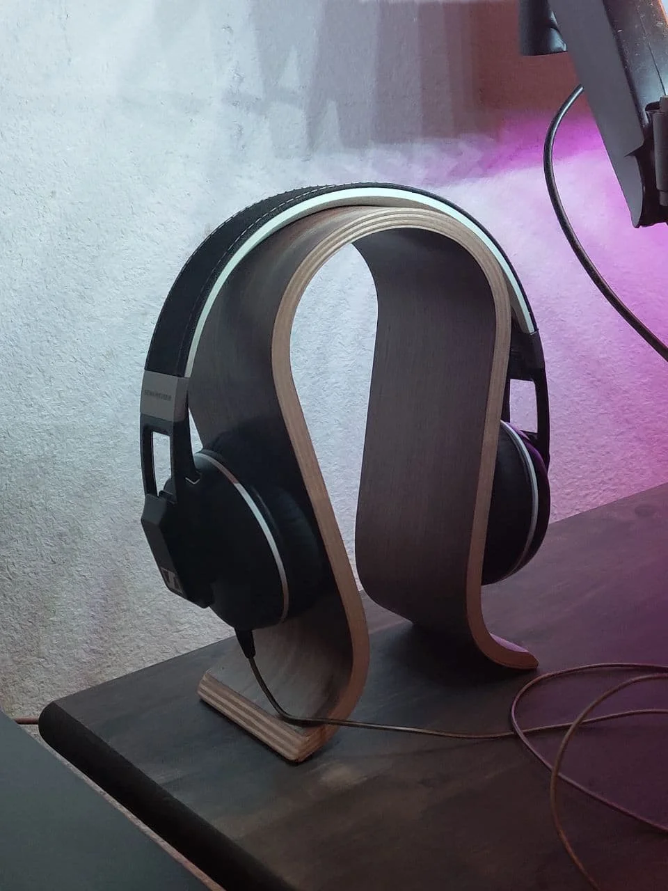 Wooden Headphone Stand photo review