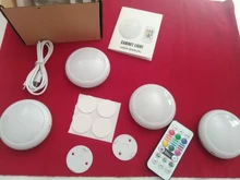 Luz LED de 16 colores debajo de la estantería, luces RGB Puck táctiles regulables con carga USB para habitación, guardarropa, armario de cocina, lámpara de noche