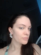 LUBOV-pendientes de tuerca con alas de colores para mujer, 3 estilos, piedra de cristal acrílico, Piercing, joyas de boda de última moda, regalo de Navidad