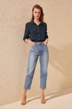 

Trendyol-Flushing High Bel Straight Jeans TWOSS20JE0179