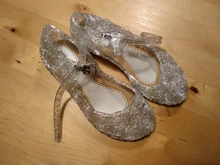 Sandalias para niños zuecos de moda para niñas, sandalias de fiesta de disfraces con agujeros de princesa de cristal, Color caramelo, 2019