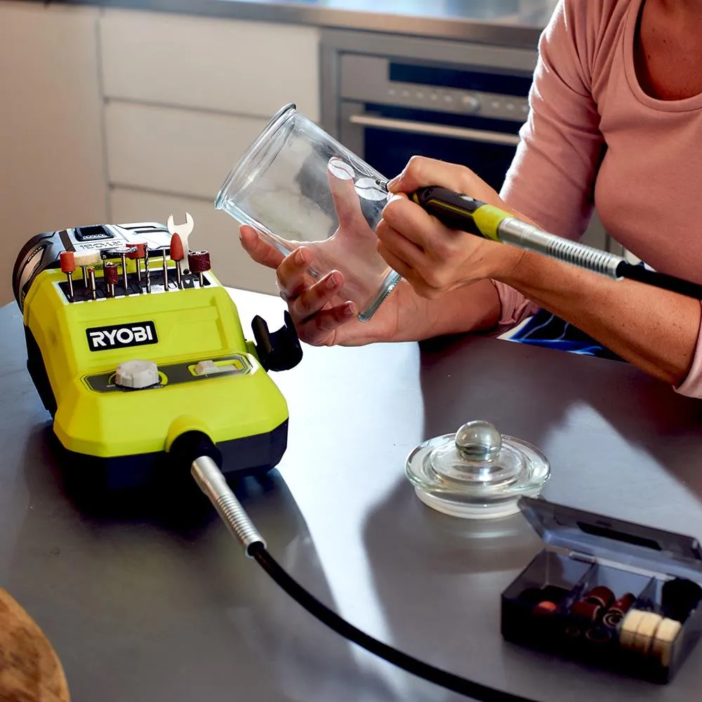 Ryobi R18RT0 18 вольт (без батареи) Гравировальный набор 33 Parça| |