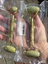 Rodillo masajeador Facial de piedra de Jade Natural, conjunto de rascador de Gua Sha verde, herramientas adelgazantes de belleza, 2 unidades