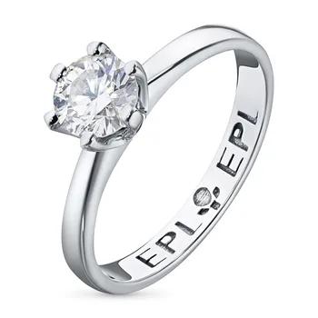 

White gold ring with Diamond