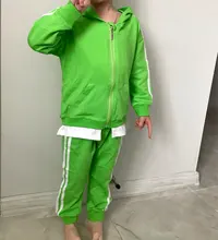 Moda Primavera otoño ropa de bebé niños Casual carta chaqueta pantalones 2 unids/set niño algodón traje niños chándales