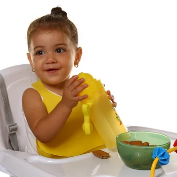 

ebebek baby me Silicone Bib with Neck Strap