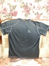 QUESHARK-Camiseta profesional para running de secado rápido para hombre, top suelto y transpirable ideal para correr, camping, senderismo o ciclismo, camisetas de tallaje asiático, tallas disponibles de la M-8XL