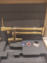 Grifo plegable montado en la pared para la cocina, Solo Frío de fregadero de un solo orificio, giratorio, latón y oro cromado