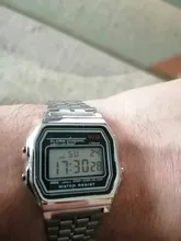 Reloj digital vintage para hombres y mujeres, pulsera con pantalla led electrónica de oro y plata para militares, en color negro, ideal para deportes y regalo