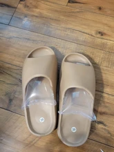 Zapatillas de verano de las mujeres de los hombres goma Eva para interiores 2021 Cool Fondo suave sandalias tendencia diapositivas Unisex chinelas zapatos para la playa casa 36-45