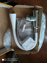 LEDEME-grifo de cocina giratorio de un solo orificio, mezclador de agua de goma de 360 grados, color blanco y negro, L4199