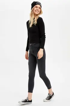 

DeFacto LegDetailJeanPants-M9201AZ20SP