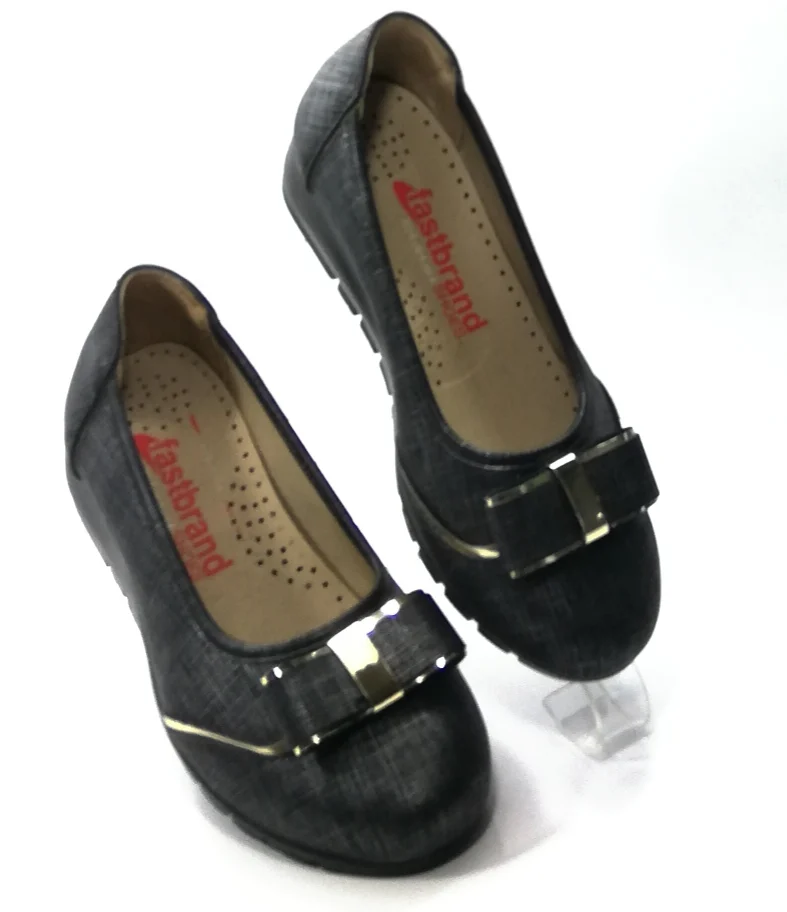 

WOMAN.BLACK. NAVY BLUE. LIGHT SOLE SHOES. SUITABLE FOR EVERY SEASON. DAILY, OFFICE, WEDDING SHOES. LATEST TREND. LUXURIOUS.CHIC