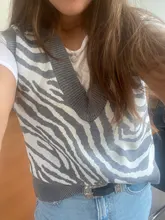 Sweater Vest Women Waistcoat Knitted Zebra-Pattern V-Neck Winter Fashion Woman Pullover