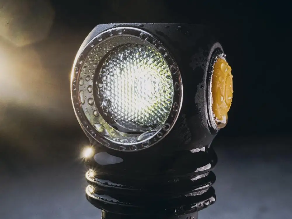 Светодиодный фонарик Armytek Wizard С2 Pro XHP50.2 USB перезаряжаемый фонафонарь 3 в 1 18650 литий