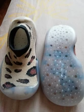 Calcetines antideslizantes con fondo suave de leopardo para primavera y verano, Color sólido, Zapatos para niño niña y niño con suelas de goma transparente para chico y bebé