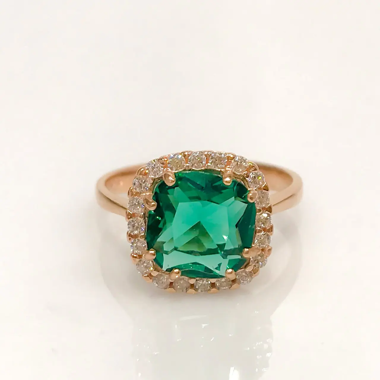 Emerald green Quartz Diamond Model Silver Ring