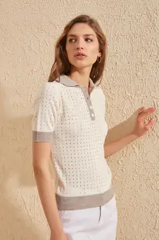 

Trendyol Cellular Polo Collar Knitwear Sweater TWOSS20BZ0118