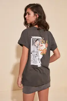 

Trendyol Backpack Printed Boyfriend Knitted T-Shirt TWOSS20TS1075