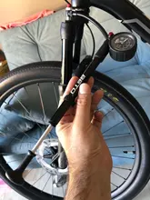 Beto-bomba de choque para bicicleta de montaña/suspensión trasera, manguera de 400 PSI, bomba manual de aire con manómetro, inflador para bicicleta