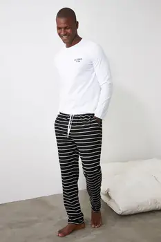 

Trendyol Tagline Knitted Pajamas Set THMAW21PT0364