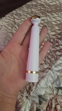 Mini eléctrico vibrador masajedaor de ojos Anti-envejecimiento arrugas círculo oscuro pluma de rejuvenecimiento belleza pluma portátil