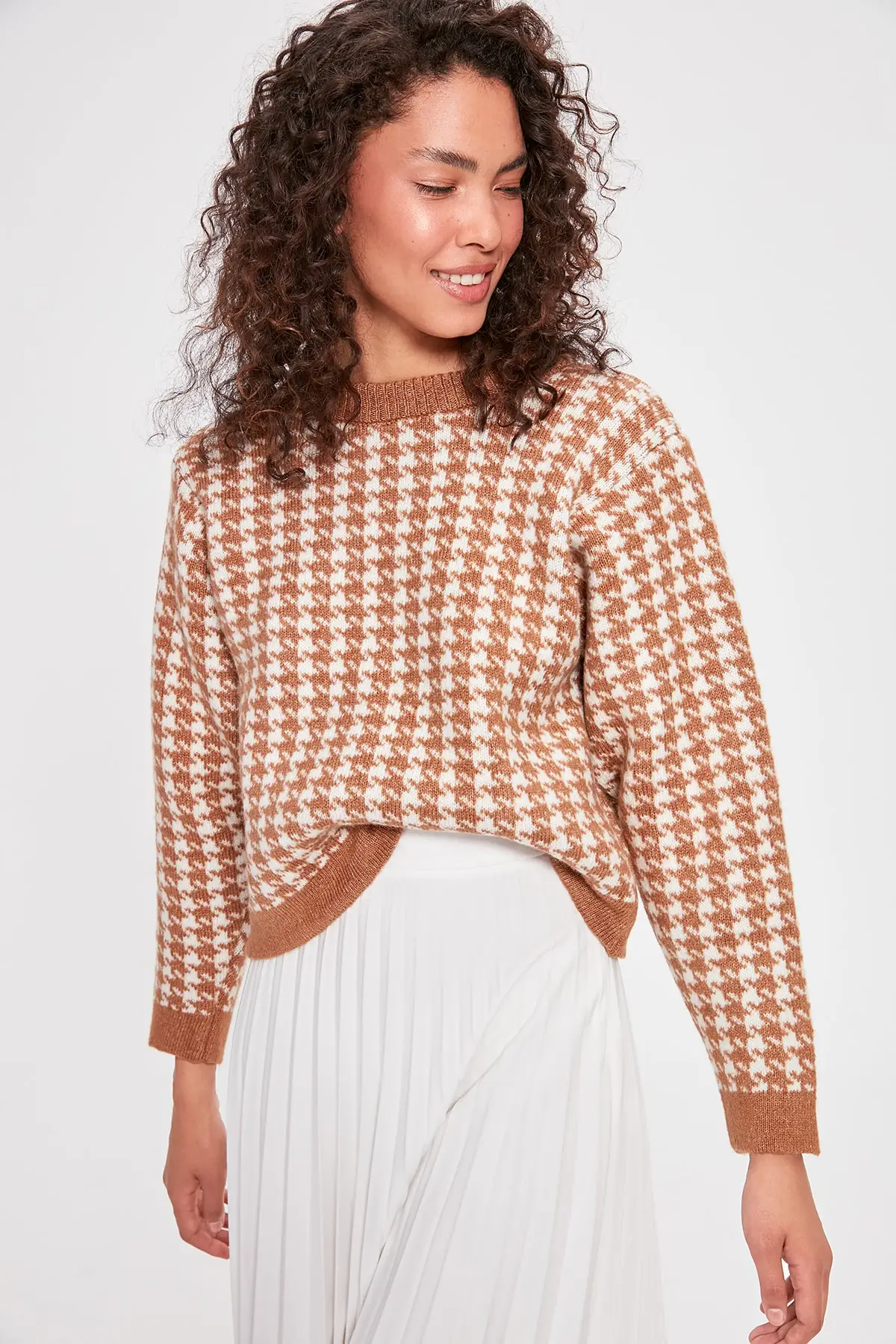 

Trendyol Camel Crowbar Patterned Knitwear Sweater TWOAW20KZ0605