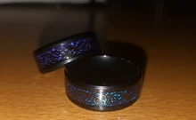 Anillo de acero inoxidable con diseño de dragón para hombre, sortija con diseño de dragón negro de fibra de carbono, para boda