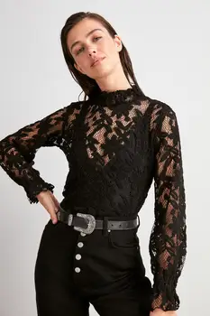 

Trendyol Laced Upright Collar Knitted Blouse TWOAW20BZ1216