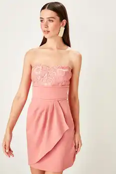 

Trendyol Lace Detail TPRSS19UT0160