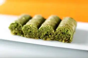

Pistachio Roll 21 pcs. (1.65 lb - 750 gr.)