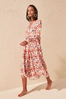 

Trendyol Ruffle Detail Viscose Dress TBESS19WR0068