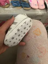 Zapatos de cuna de piel sintética para bebé recién nacido, zapatillas de deporte para niño y niña