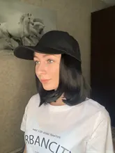 Peluca corta de pelo negro rizado para mujer, gorra de béisbol, fibra sintética resistente al calor, pelucas Bob