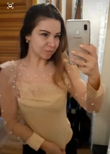 Blusa de manga larga ahuecada con volante elegante para otoño, camisa Sexy de malla transparente con cuentas y cuello redondo para mujer