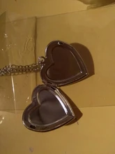 Collar que brilla en la oscuridad para mujer, foto, medallón, corazón fluorescente vintage, colgante, joyería, colgante, regalos