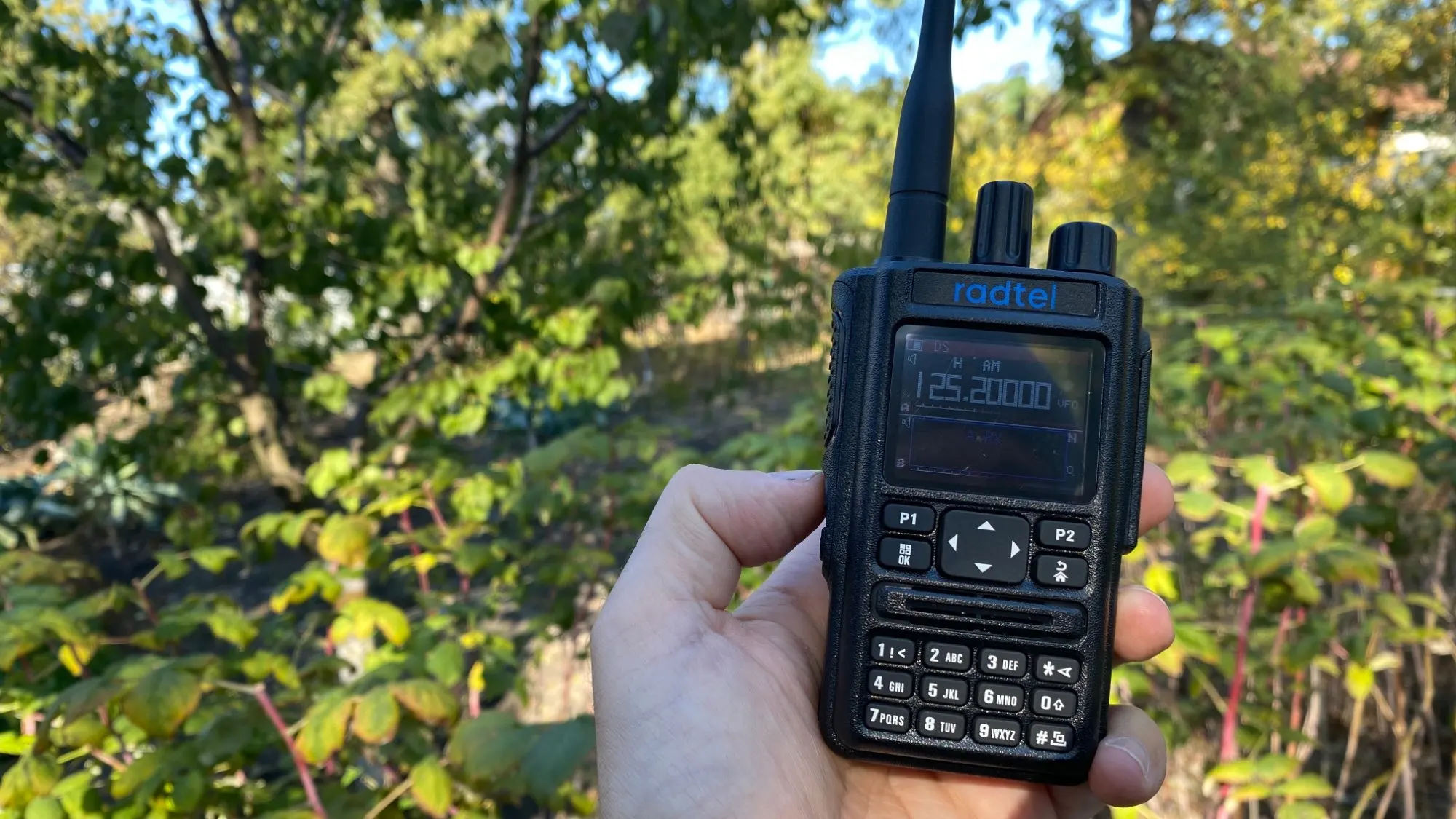 Отзыв о товаре Радиолюбительская рация Radtel RT-490, GPS, 6 диапазонов, двухсторонняя радиосвязь, каналов, VOX DTMF, SOS, цветной ЖК-дисплей, полицейский сканер, авиация от пользователя Покупатель 