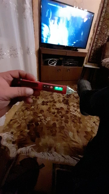 Отзыв о товаре ANENG VC1010 вольтметр цифровой тестер индикатор напряжения тестер напряжения Цифровые датчики напряжения переменногопостоянного тока умная бесконтактная ручка измерительный прибор индикаторная отвёртка вольтметры от пользователя V***z