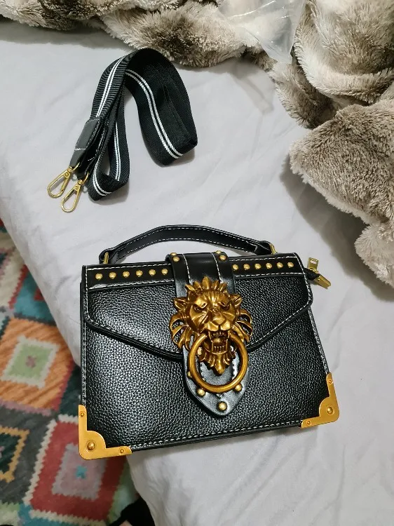Bolso de mano con cabeza de león para mujer, Mini bandolera cuadrada de  Metal, a la moda|Bolsos de hombro| - AliExpress