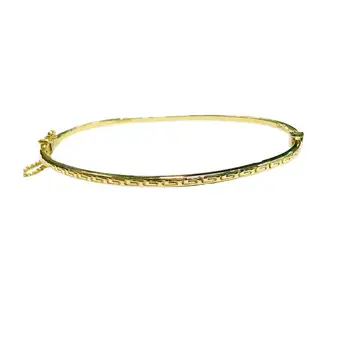 

Gold chain bracelet with Fretwork