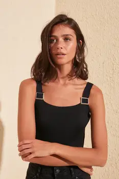 

Trendyol Buckle Detail Knitwear Bluz TWOSS20BZ0917